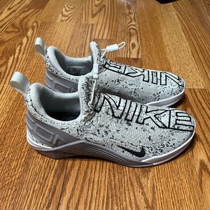 NIKE REACT METCON ‘WHITE ATMOSPHERE GREY’